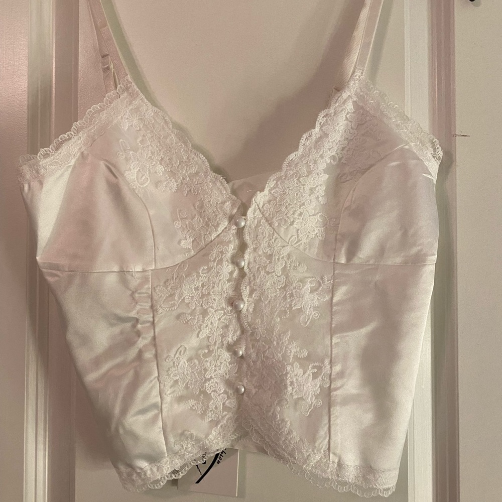 Verge Girl lace cropped cami